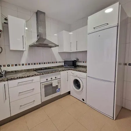 Ideal For Families: Pool, Walk To Beaches & Shops * Málaga