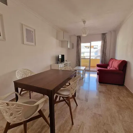 Appartement Ideal For Families: Pool, Walk To Beaches & Shops *