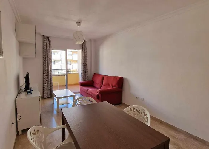 Ideal For Families: Pool, Walk To Beaches & Shops * Málaga