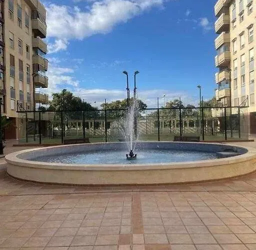Ideal For Families: Pool, Walk To Beaches & Shops Appartement Málaga
