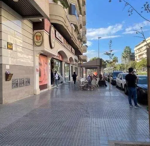 Appartement Ideal For Families: Pool, Walk To Beaches & Shops Málaga